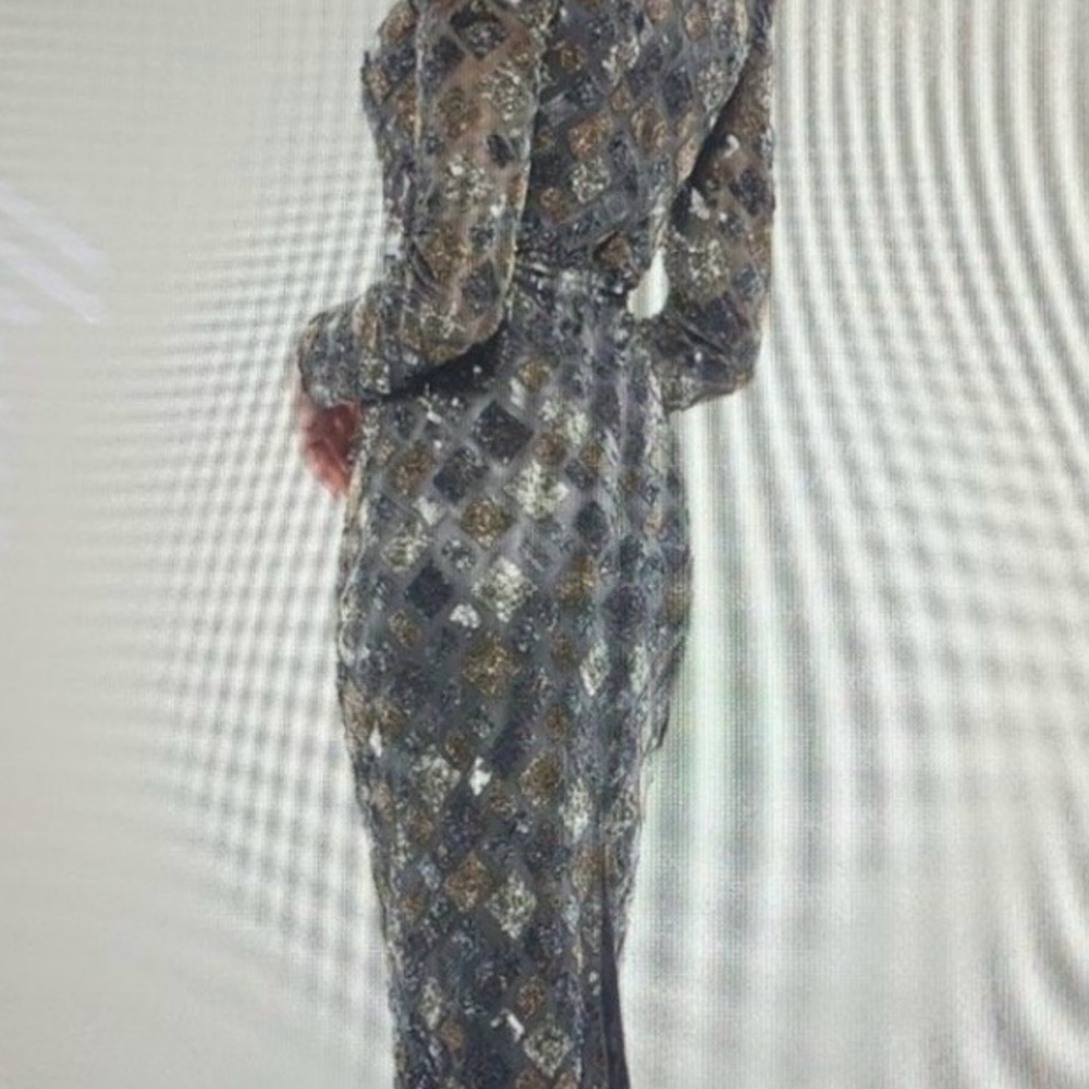 Mac Duggal Platinium Evening Gown - Picture 3 of 14